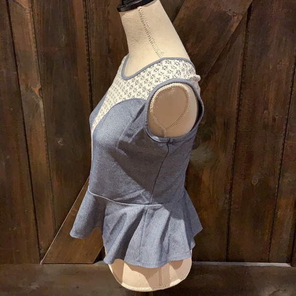 Paper crane peplum waist with lace details - Picture 4 of 9